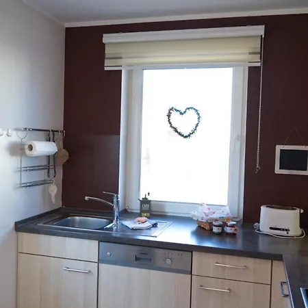 Holiday home Inselblume 22 - Mit Garten Und Hund In *
