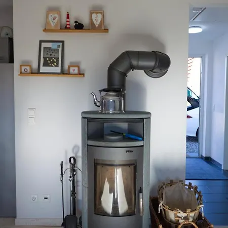 Holiday home Inselblume 22 - Mit Garten Und Hund In *