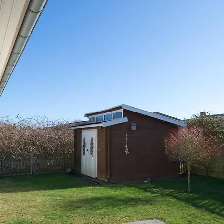 Ferienhaus Inselblume 22 - Mit Garten Und Hund In *